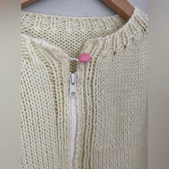 Vintage Hand-Knit Dumbo Zip Cardigan Size 6-7 (approx) - Picture 5 of 12